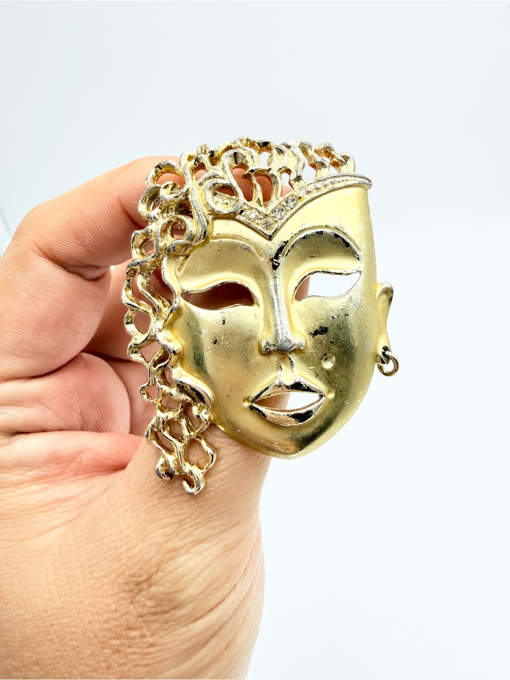 Vintage Gold Tone Venetian Mask Brooch Rhinestone Carnival Face Pin